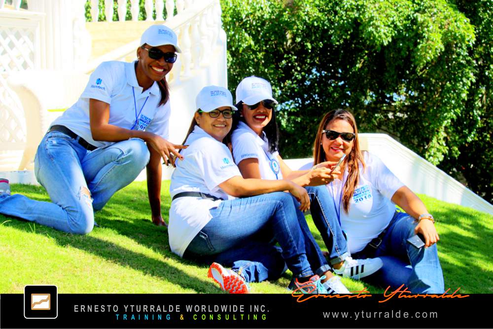 Team Building LATAM, El Caribe y USA Talleres de Cuerdas Bajas | Team Building Empresarial para el desarrollo de equipos de trabajo